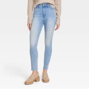High Rise Skinny Light Denim Jeans